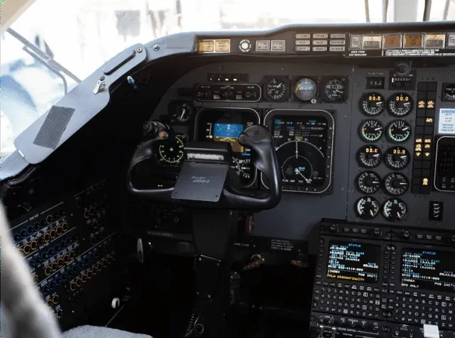 Cockpit do Hawker 400XP