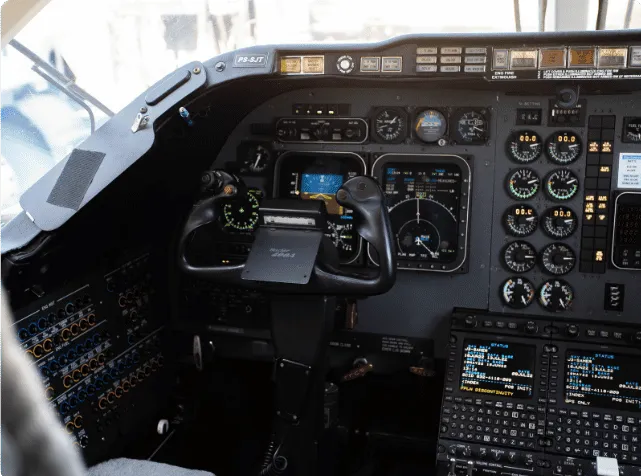 Cockpit do Hawker 400XP