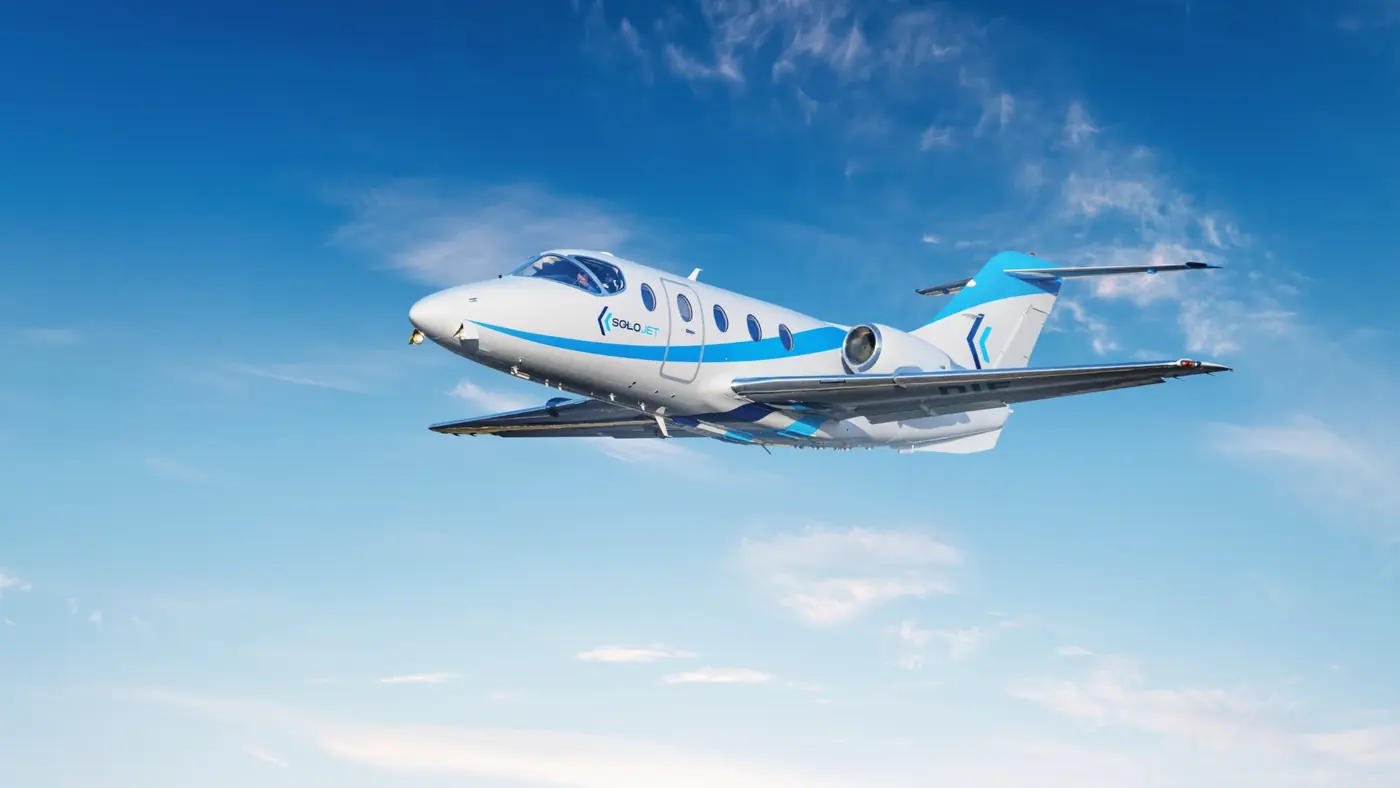 Hawker 400XP da Solojet Shares em voo