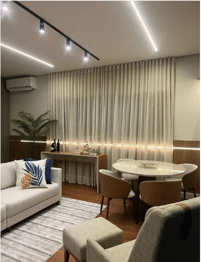Sala VIP com estar e mesa de apoio